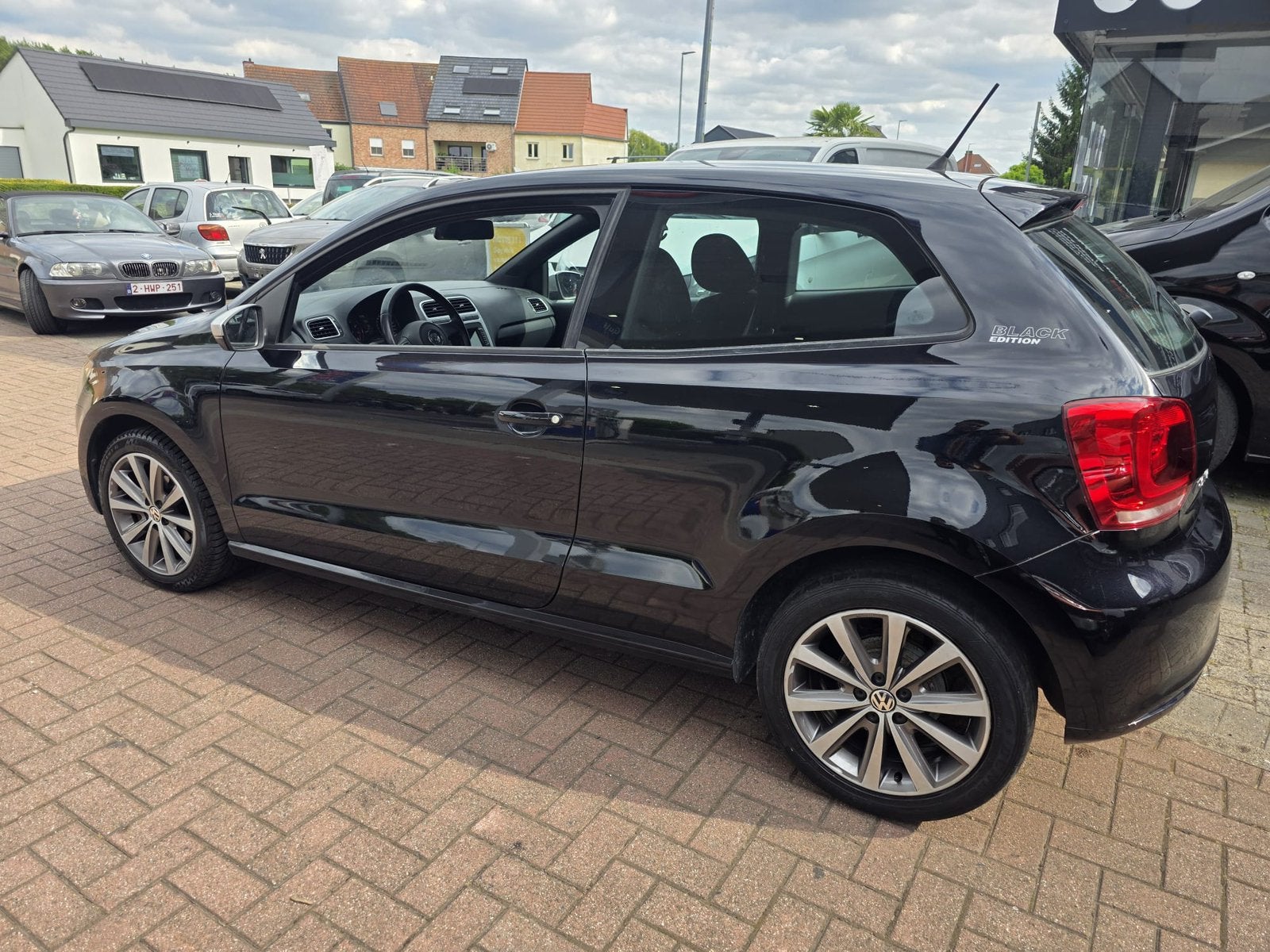 Volkswagen Polo 1.2 - BENZINE - AIRCO - 89.000 km - 2012, Euro 5, Stof, Zwart, 1198 cc