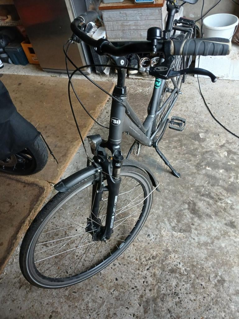Fiets zo goed als nieuw, Fietsen en Brommers, Elektrische fietsen, Ophalen