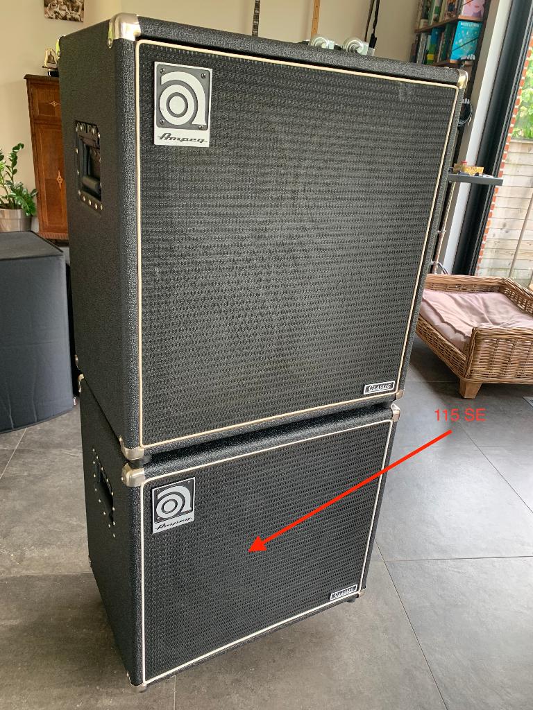 Ampeg SVT-115E Classic Series met hoes op  maat, Muziek en Instrumenten, Versterkers | Bas en Gitaar, Ophalen, Gebruikt, Basgitaar