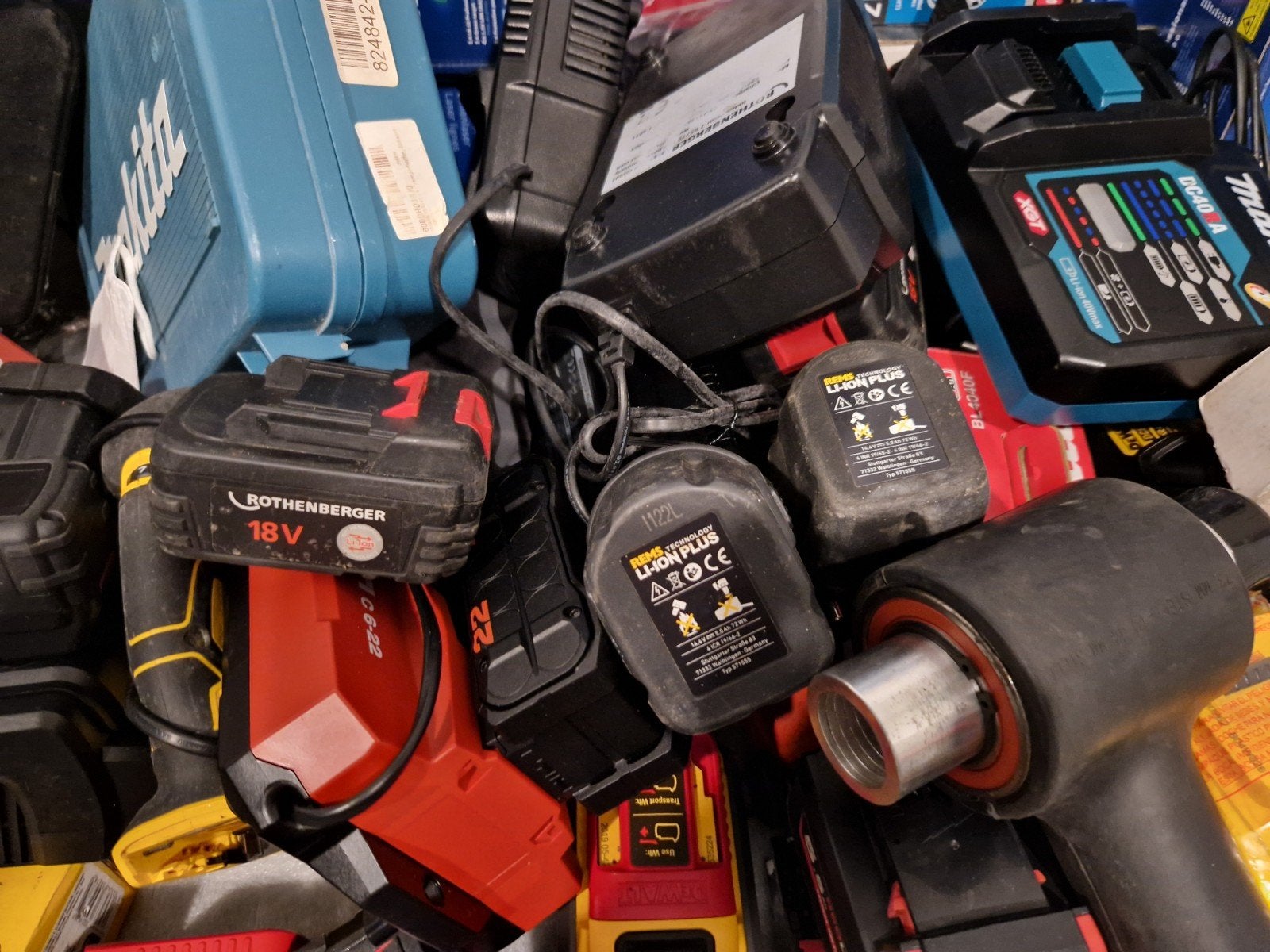 Batterie Sertisseuse Rems Rothenbergen Virax viega, Enlèvement