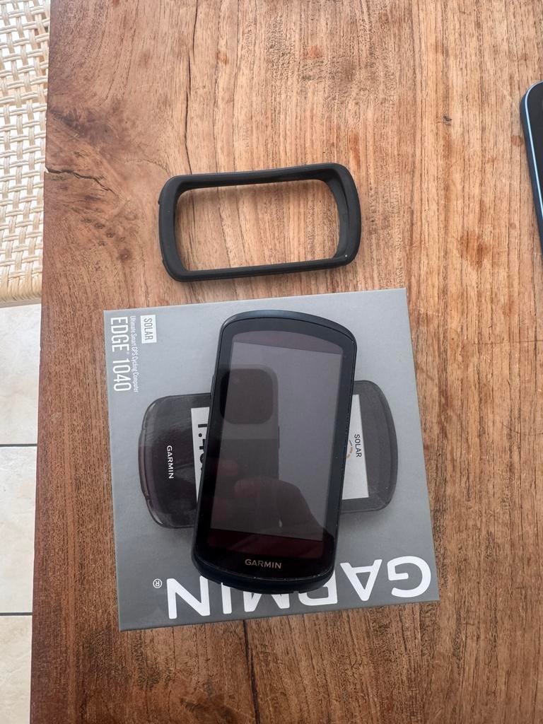 Garmin edge 1040 solar, Fietsen en Brommers, Ophalen, Zo goed als nieuw