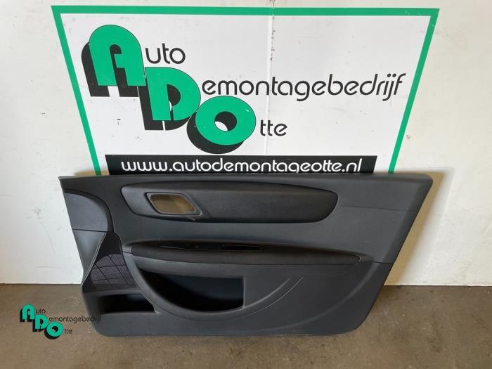 Revêtement portière 2portes droite d'un Citroen C4 (C4 04-, Autos : Pièces & Accessoires, Habitacle & Garnissage, Citroën, Utilisé