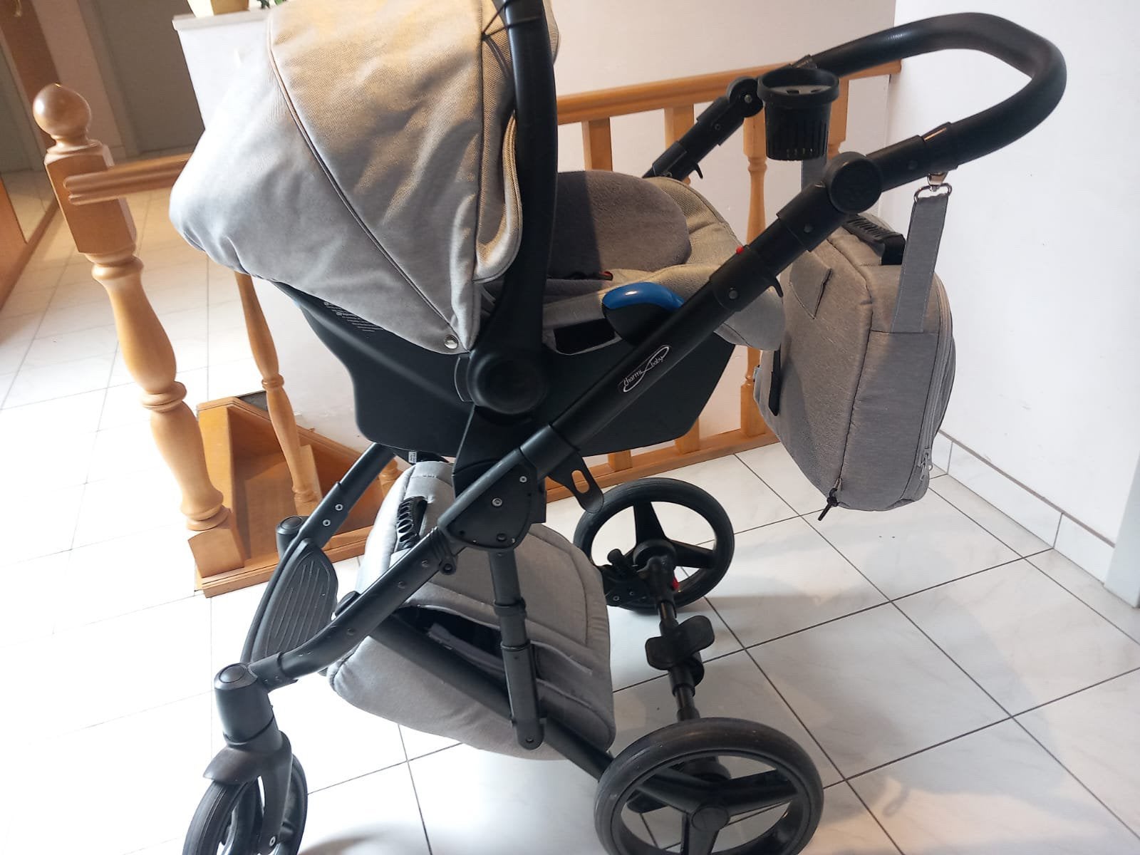 Luxe buggy charmi baby, Ophalen, Zo goed als nieuw