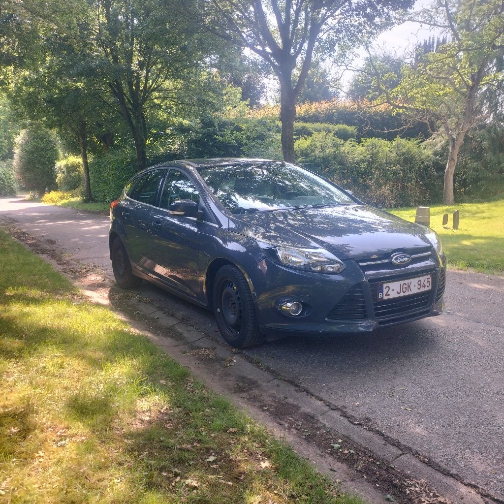 Ford Focus 1.6 Benzine 2011, Auto's, Euro 5, 4 cilinders, 1600 cc, Handgeschakeld
