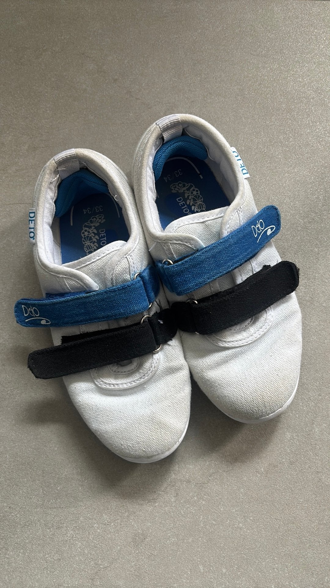 Turnpantoffels DETO 33/34, Kinderen en Baby's, Kinderkleding | Schoenen en Sokken, Ophalen, Gebruikt, Jongen of Meisje, Sportschoenen