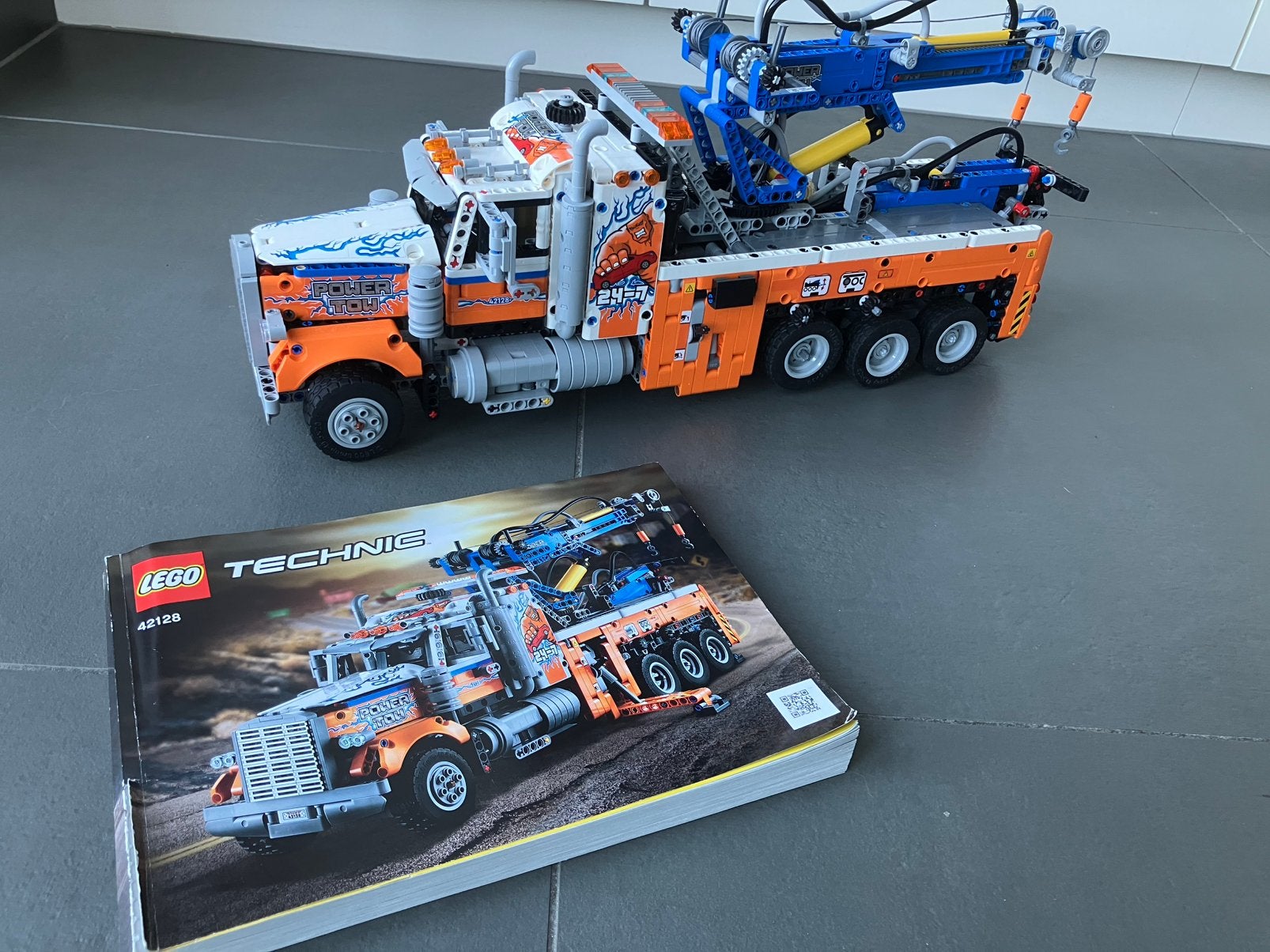 Lego 42128: robuuste sleepwagen, Enlèvement, Comme neuf, Complet, Lego