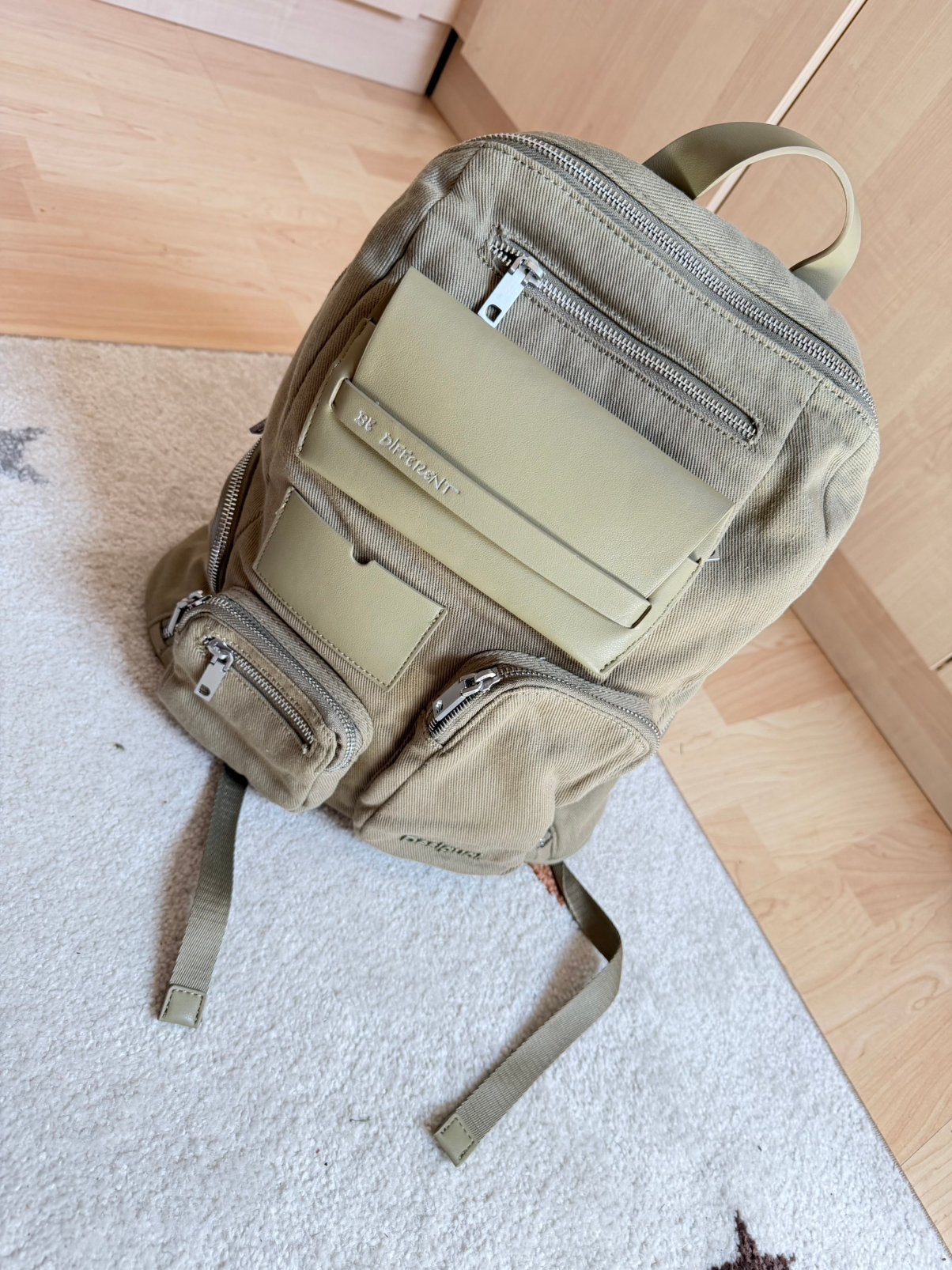 Sac a dos desigual unisex, Bijoux, Sacs & Beauté, Sacs | Sacs à dos, Enlèvement, Neuf, Autres marques