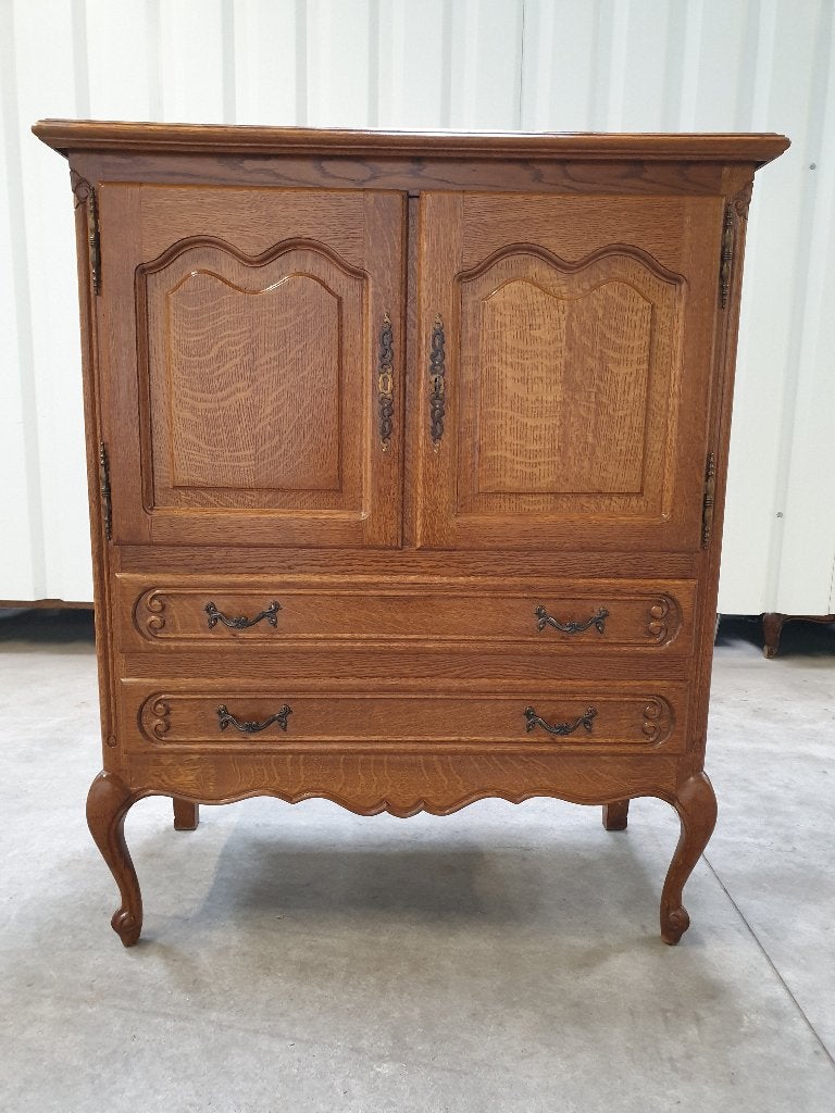 Louis XV Stijl buffetkast. Het kan geleverd worden., Ophalen, Gebruikt, Eikenhout