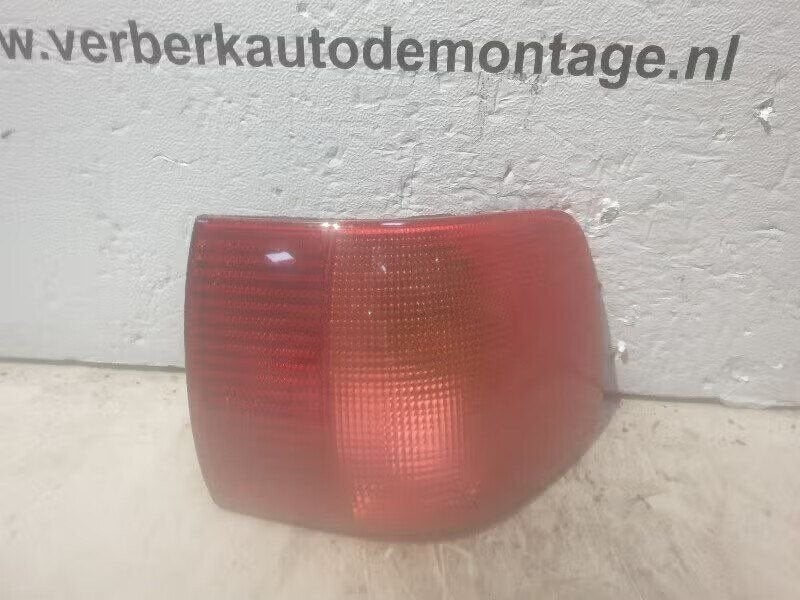ACHTERLICHT RECHTS BUITEN Audi 80 (B4) (01-1991/12-1995), Auto-onderdelen, Gebruikt, Auto-Union-Straße 1, 85057 Ingolstadt, DE