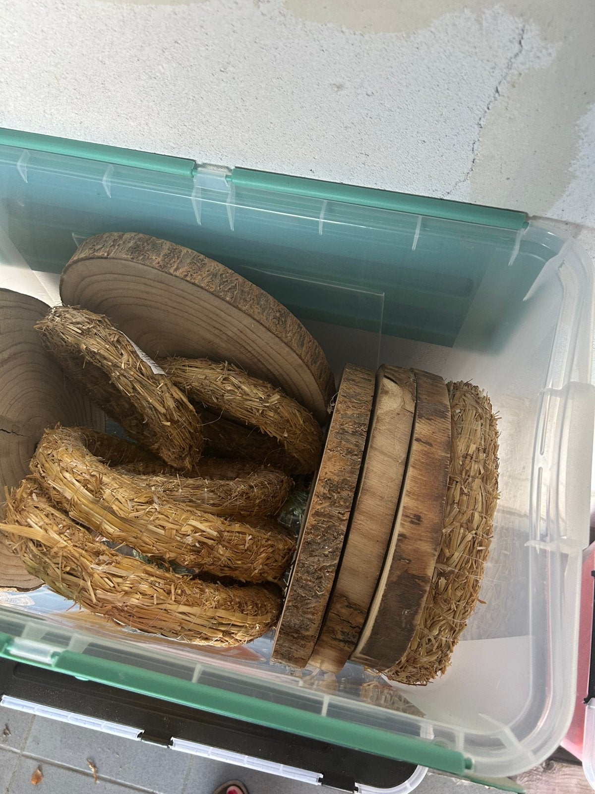 Materiaal om te bloemschikken, Ophalen