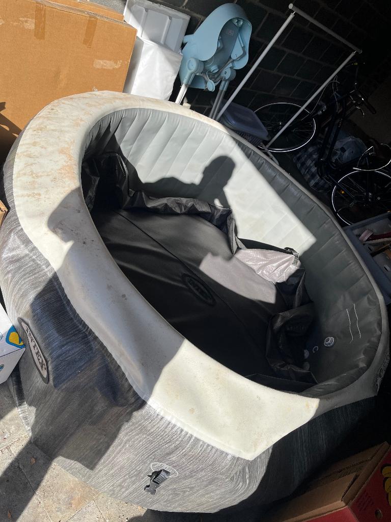 Jacuzzi intex 4 personnes, Tuin en Terras, Ophalen of Verzenden, Gebruikt, Opblaasbaar
