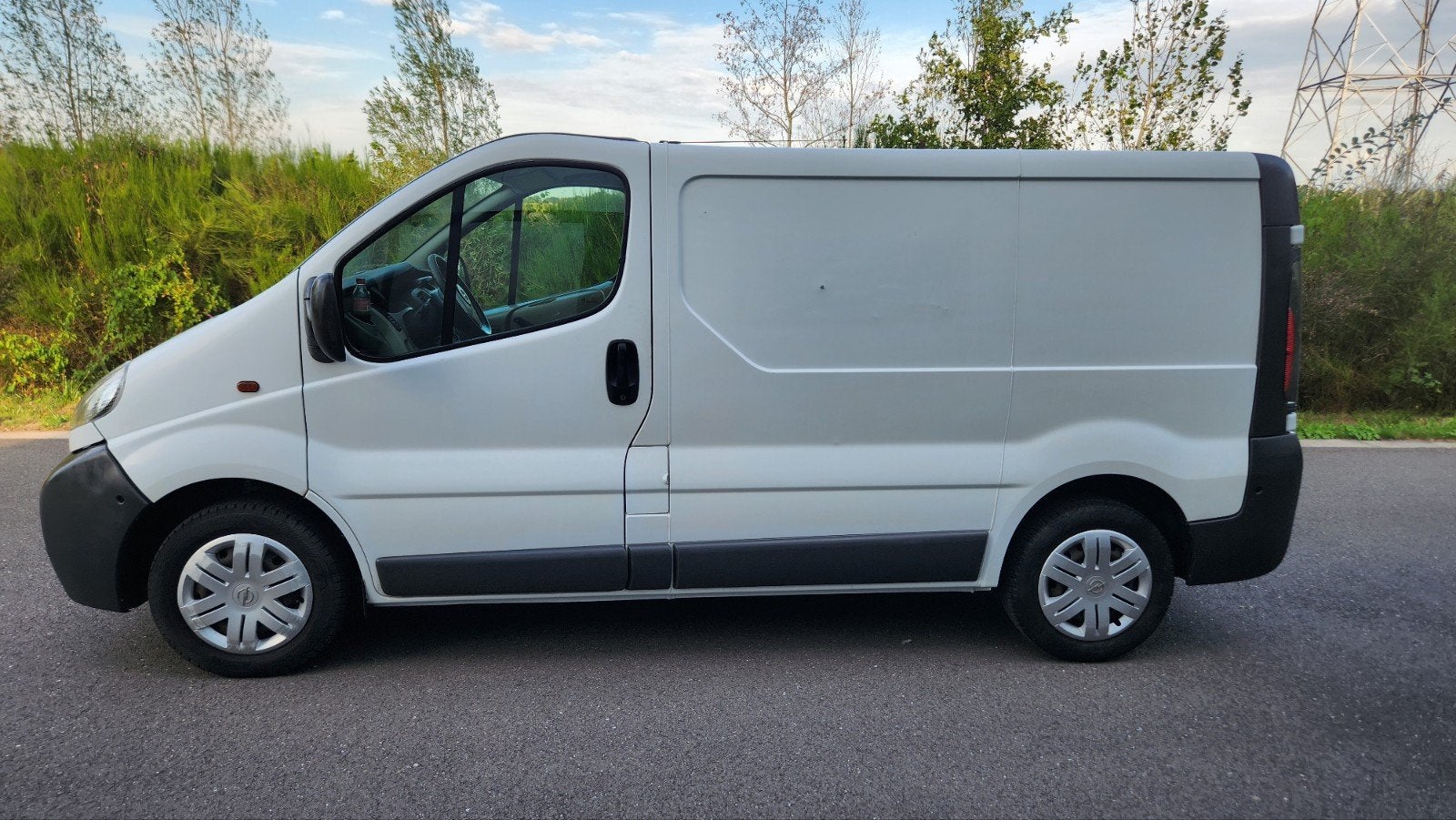 Opel Vivaro 1.9cdti ❤️Volledige onderhoudshistoriek❤️Gekeurd, Auto's, Wit, Bedrijf, Te koop, Opel