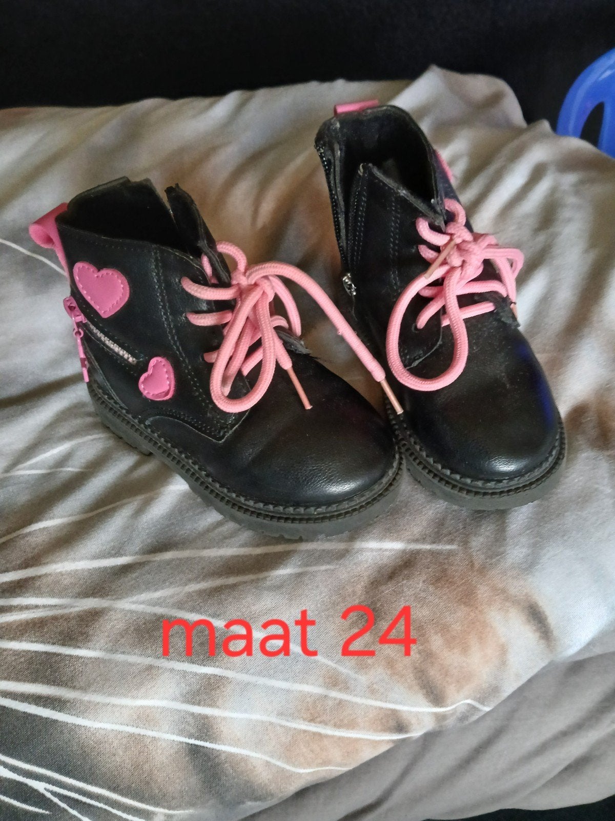 bateaux (chaussures) pour enfants tailles 23 et 24, Enlèvement, Comme neuf, Fille