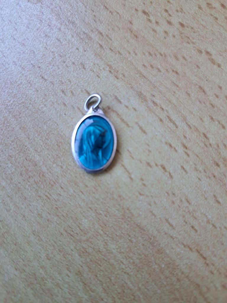 religieus Lourdes-amulet, Antiek en Kunst, Antiek | Religieuze voorwerpen, Ophalen of Verzenden