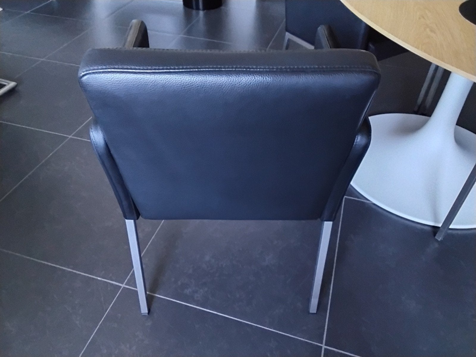 4 zwarte lederen living stoelen, Ophalen, Gebruikt, Leer, Vier