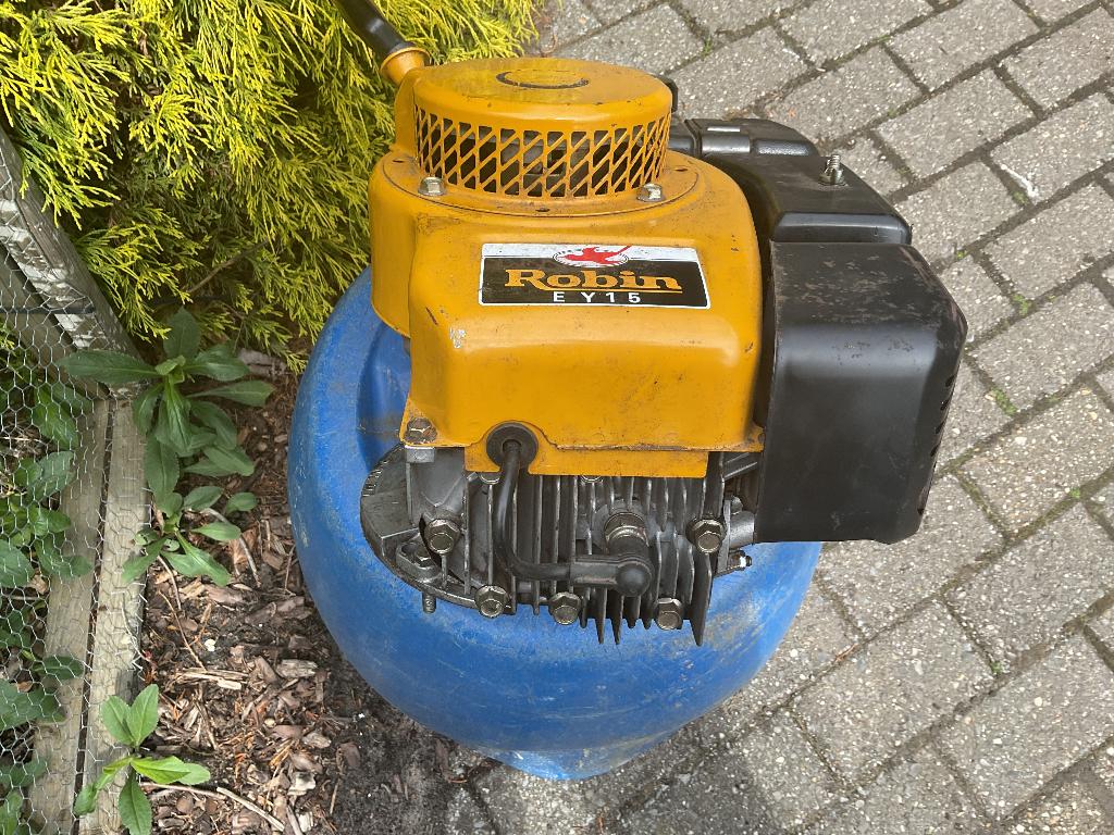 Motor, Ophalen, Zo goed als nieuw