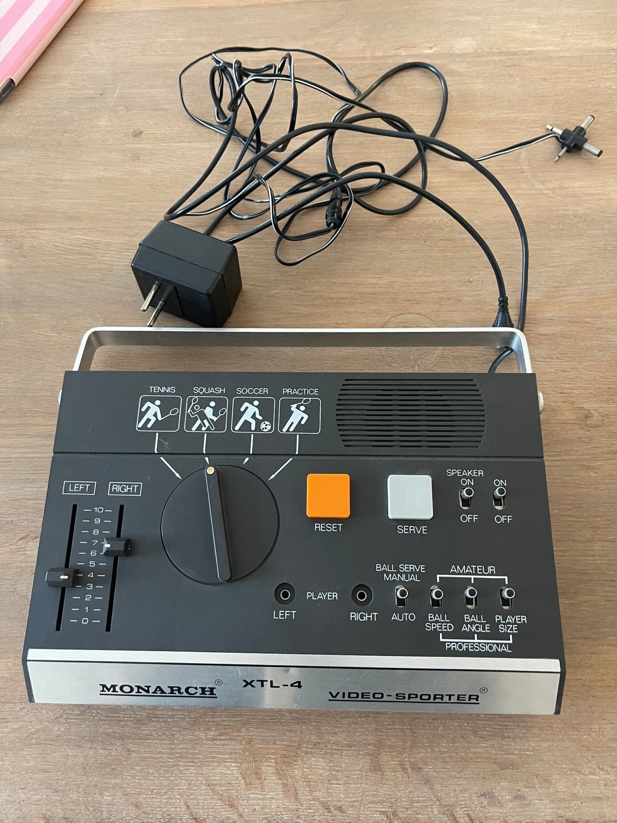 Monarch XTL-4 Video-Sporter (Vintage Spelcomputer 1977), Games en Spelcomputers, Spelcomputers | Overige, Ophalen, Zo goed als nieuw