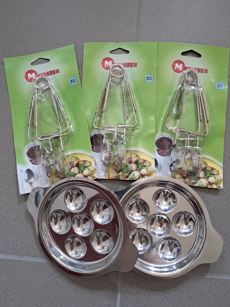 pinces à escargots et assiettes, Huis en Inrichting, Keuken | Bestek, Ophalen, Bestekset, Overige typen, Nieuw
