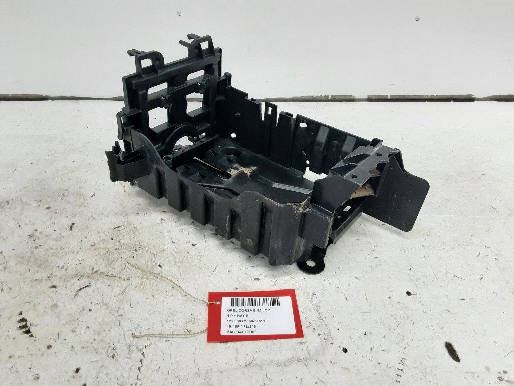 BAC A BATTERIE Opel Corsa E (01-2014/06-2019), Opel, Opel Automobile GmbH, Utilisé, Kontakt-opel@opel.com