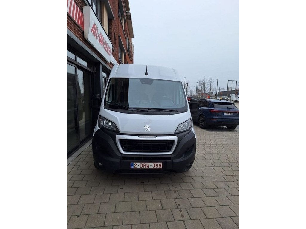 Peugeot Boxer Peugeot Boxer T-T335 2.2 Bleu HDI L2H2 ASPHAL, Auto's, 122 kW, 4 deurs, Wit, Parkeersensor