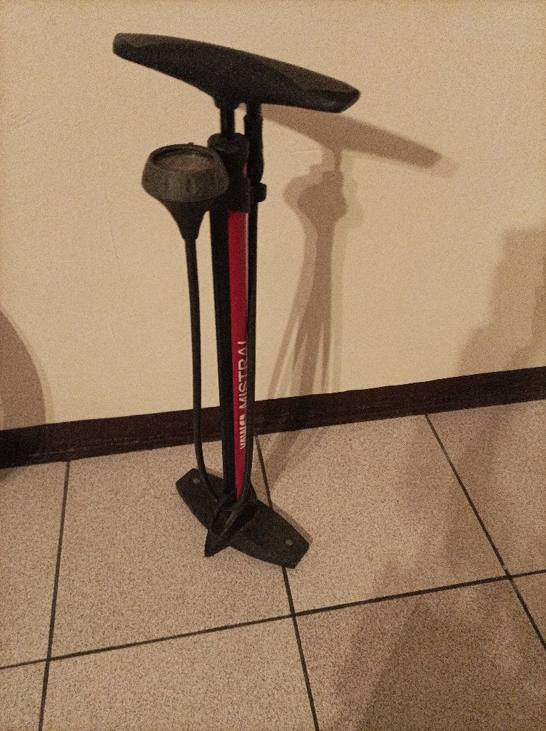 Pompe à vélo Yaw Mistral, Enlèvement ou Envoi, Neuf