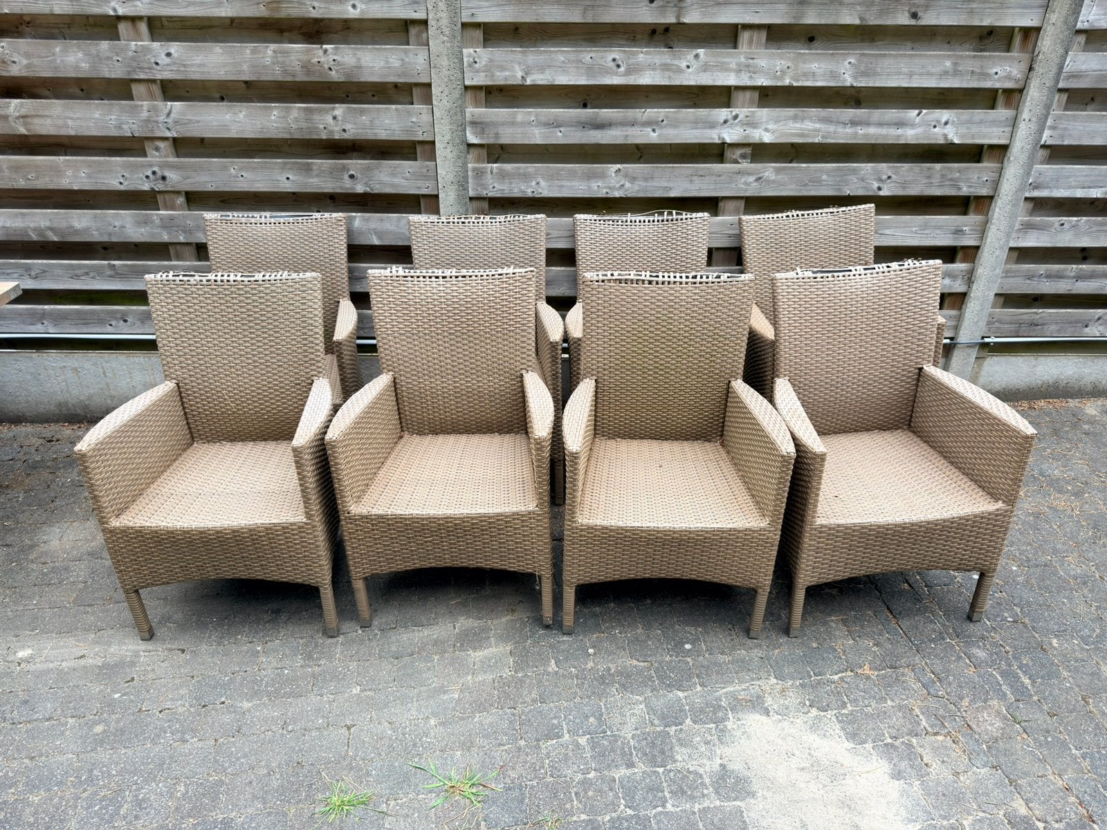 8x Wicker gevlochten tuinstoelen - Gratis!, Ophalen, Gebruikt, Kunststof
