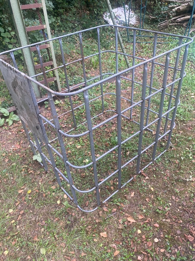 Carcasse de bac à eau, Enlèvement, Utilisé