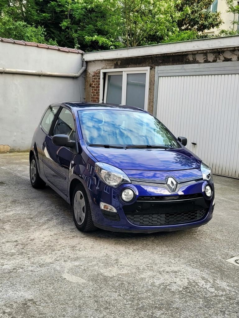 Renault twingo 1.2 Essence 29.000km 2014 édition night & day, Auto's, Renault, Particulier, Twingo, ABS, Airbags, Alarm, Bluetooth