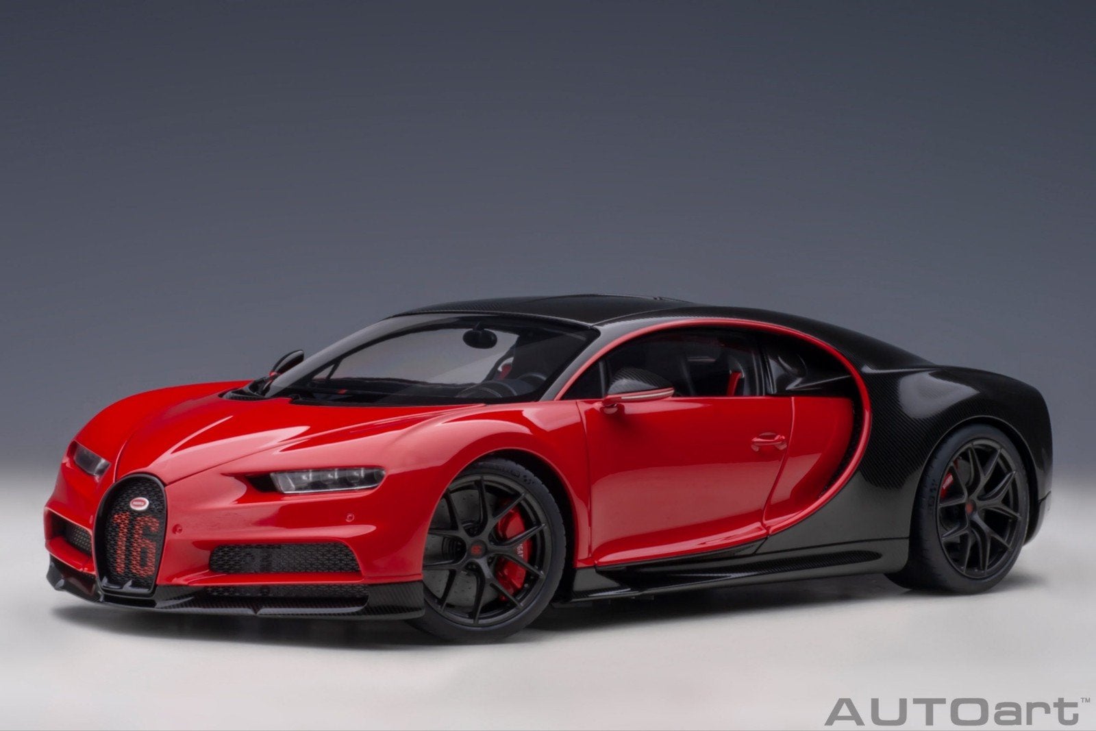 AUTOart 70996 - 1/18 Bugatti Chiron Sport Rood-Carbon, Hobby en Vrije tijd, Modelauto's | 1:24, Ophalen of Verzenden, Nieuw, Auto