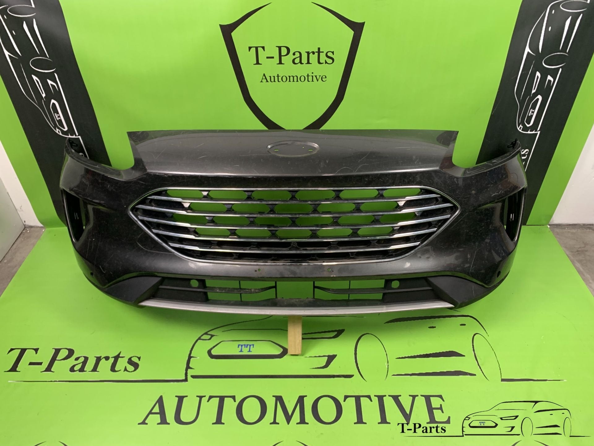 ford escape pare-chocs avant pare-chocs grille, Info@fabrikant.eu, Fabrikant BV, Pare-chocs, Fabrikantstraat 1
1000 AA  Amsterdam