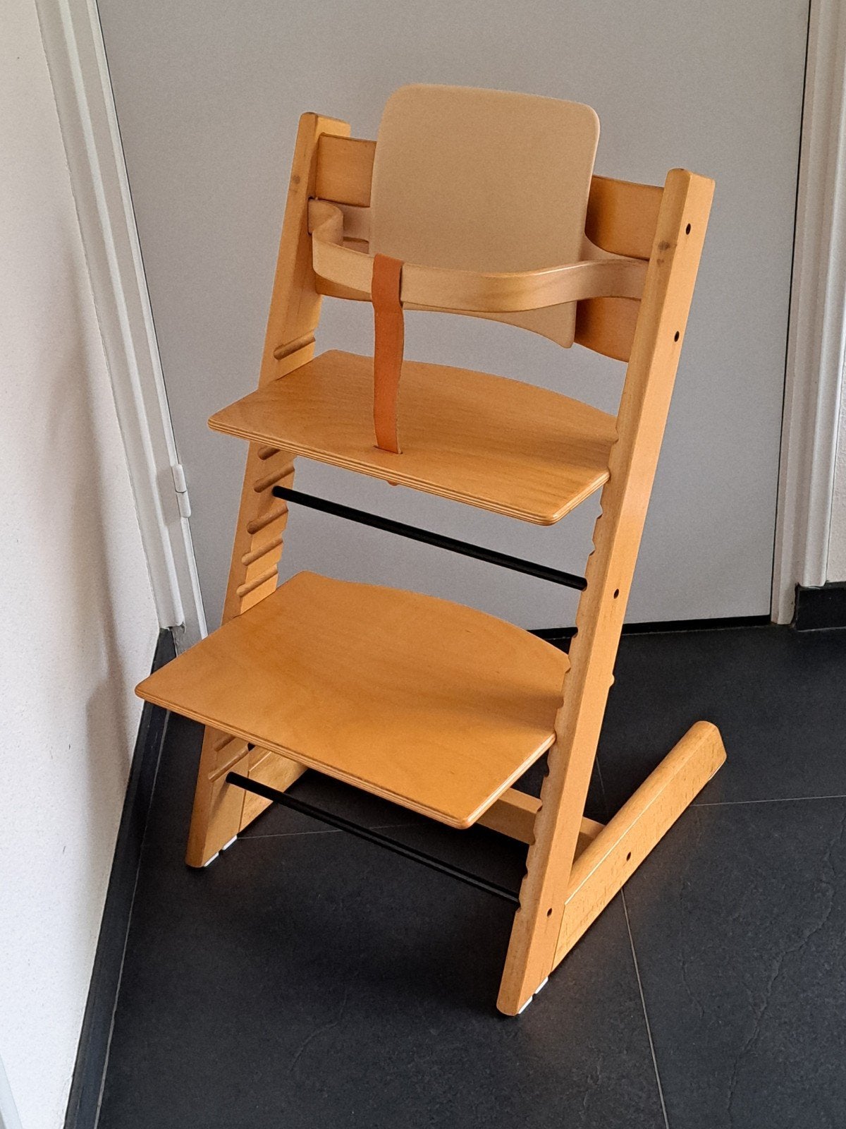 Stokke Tripp Trapp NIEUW MODEL en stoelverkleiner, Ophalen, Gebruikt, Meegroeistoel, Aanschuifbaar