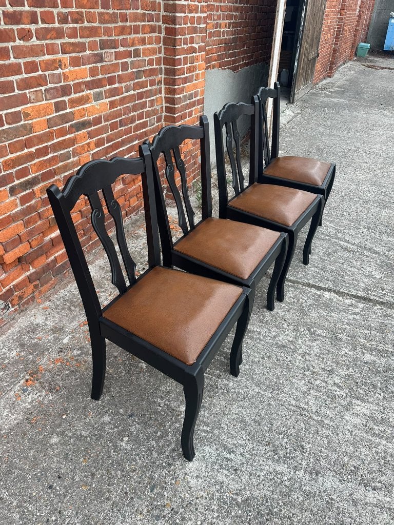 Set van 4 zwarte eetkamerstoelen, Huis en Inrichting, Ophalen, Zwart, Hout, Zo goed als nieuw