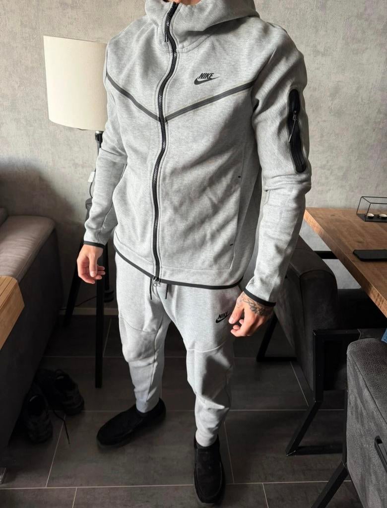Polaire Nike Tech Produit original, Enlèvement ou Envoi