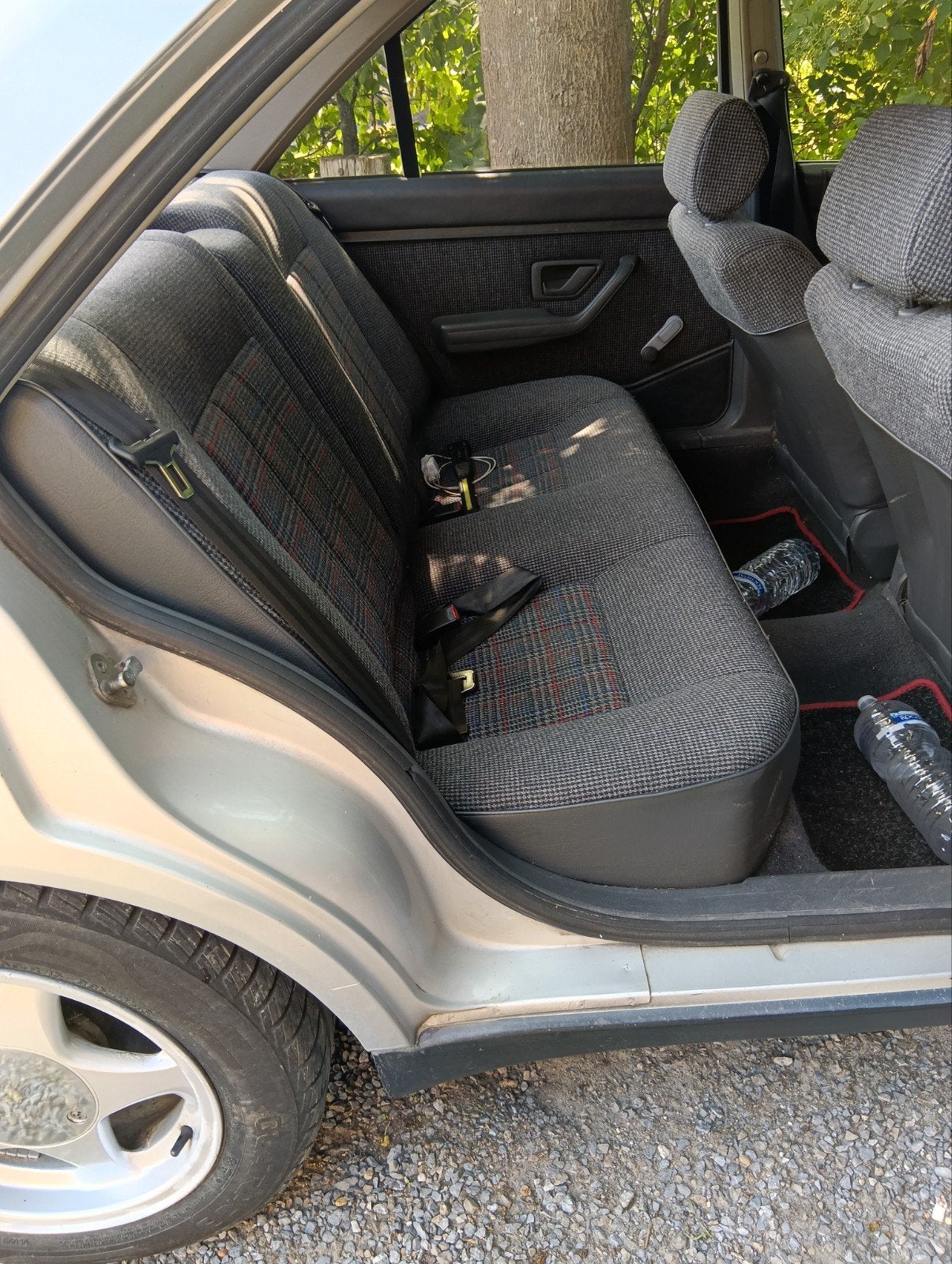 Oldtimer peugeot 405GR, foto 10