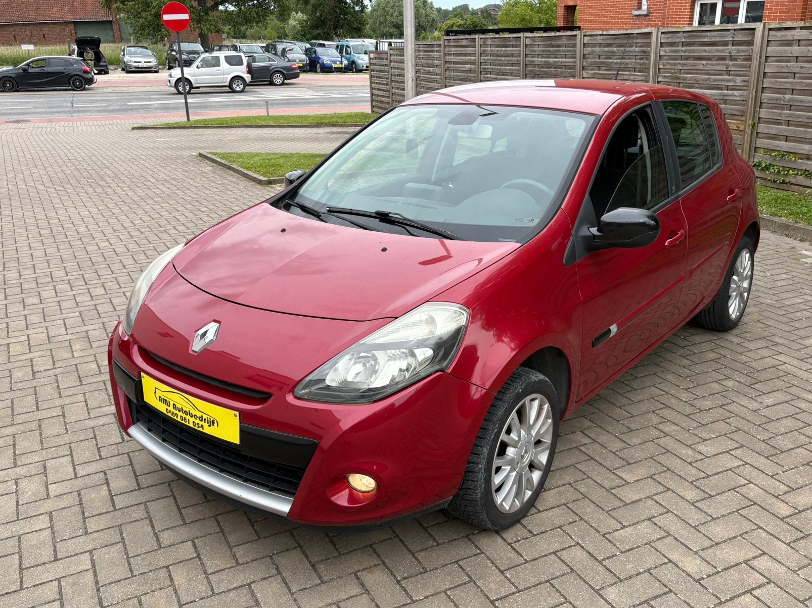 Renault clio 1.2 benzine 2011 137.000km, Auto's, Bedrijf, Clio, Euro 5, 4 deurs