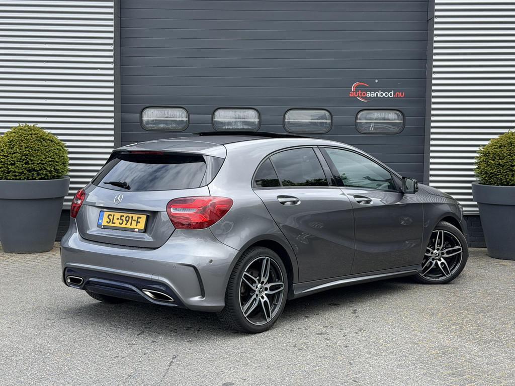 Mercedes-Benz A-klasse 160 AMG | Panoramadak | Camera | Navi, Auto's, Mercedes-Benz, 75 kW, Lichtsensor, Gebruikt, 4 cilinders