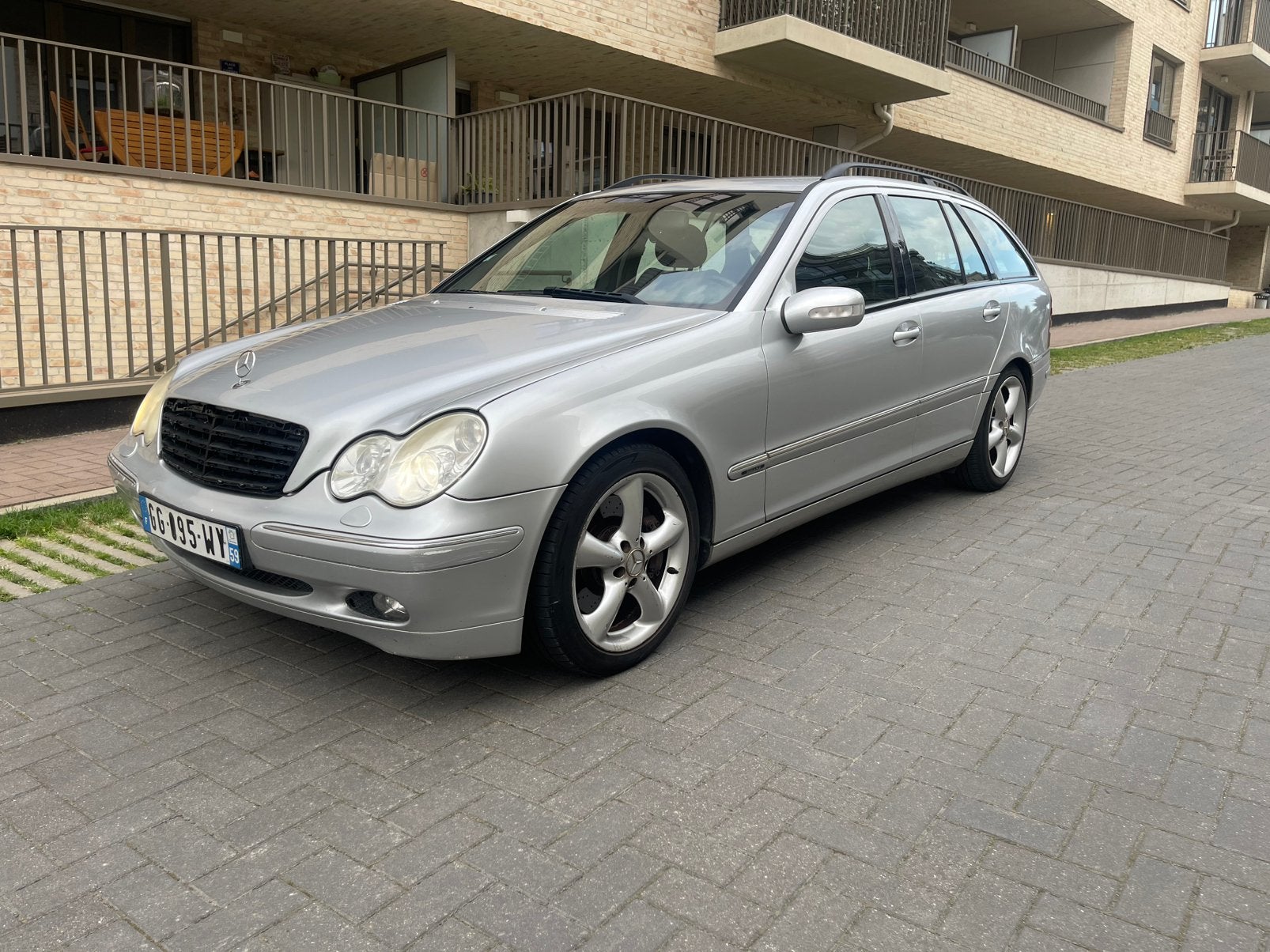 Mercedes c220 CDI, Autos, Mercedes-Benz, Particulier, Intérieur cuir, Électrique, Automatique, Cuir, Enlèvement