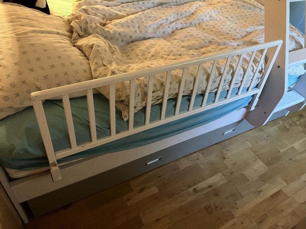 Houten bedhekje, Kinderen en Baby's, Kinderkamer | Bedden, Gebruikt, Minder dan 140 cm, Minder dan 70 cm, Hoogslaper of Stapelbed