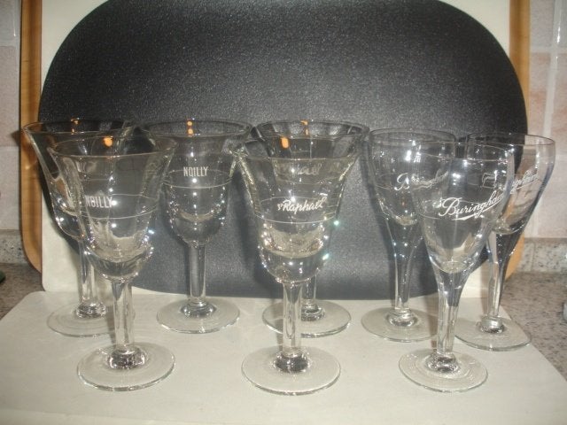 Apero glazen van Noily, St Raphaël en Buringham, € 100, Verzamelen, Glas en Drinkglazen, Zo goed als nieuw, Borrel- of Shotglas