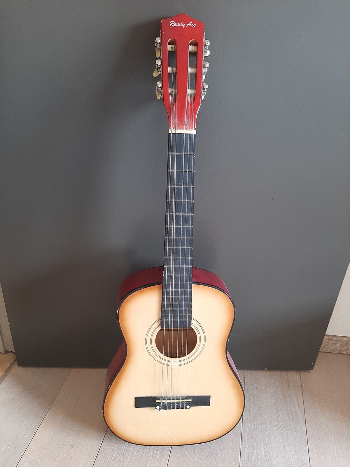 gitaar voor kinderen, Ophalen