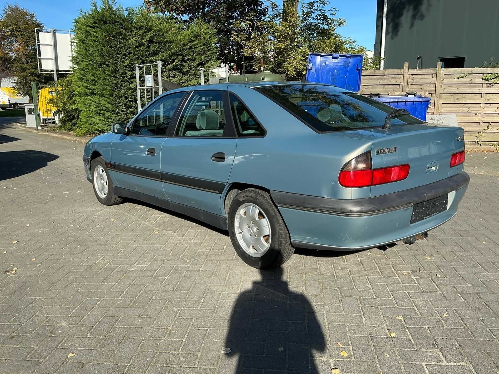 1999 Renault Safrane Personenauto, Auto's, Gebruikt, Bedrijf, Handgeschakeld, Overige carrosserie