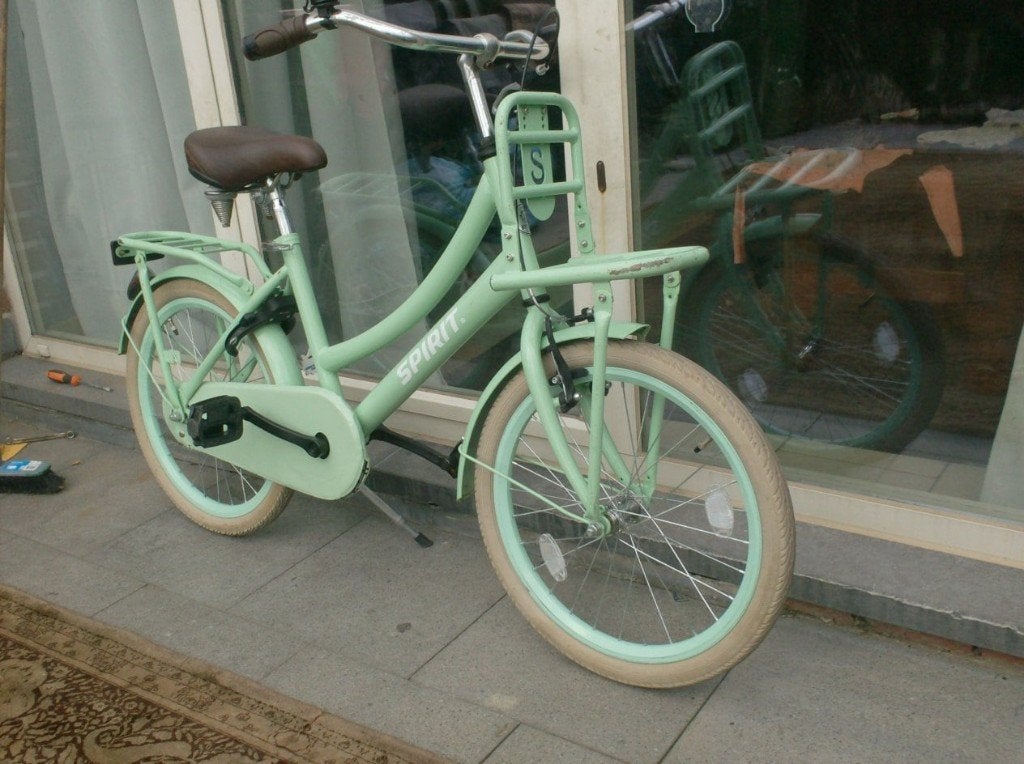 beau vélo pour fille. De 5 ans à 9 ans. 20 pouces, Vélos & Vélomoteurs, Enlèvement, Comme neuf, 20 pouces