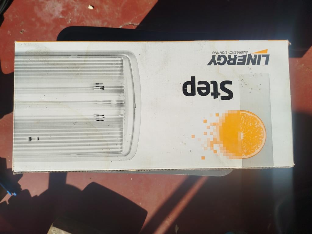 Noodverlichting Step, Enlèvement