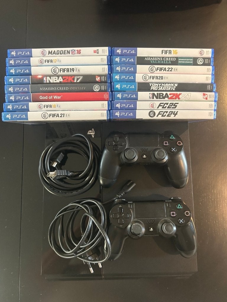 PS4 500GB + 2 controllers + 16 games, Games en Spelcomputers, Ophalen, Met 2 controllers, Original, 500 GB