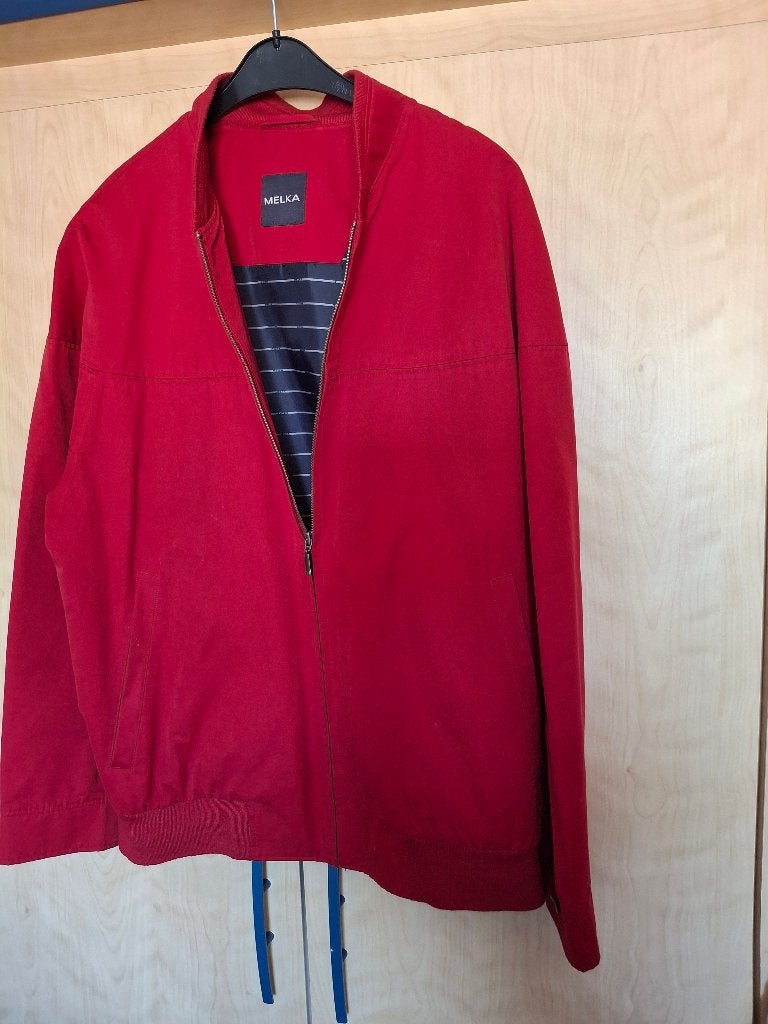 Onberispelijke klassieke jas. Maat 50 (L), Kleding | Heren, Jassen | Zomer, Ophalen of Verzenden, Zo goed als nieuw, Rood
