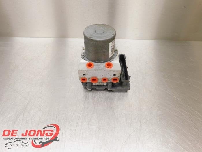 Pompe ABS d'un Alfa Romeo 147, -, 3 mois de garantie, Utilisé, Alfa Romeo