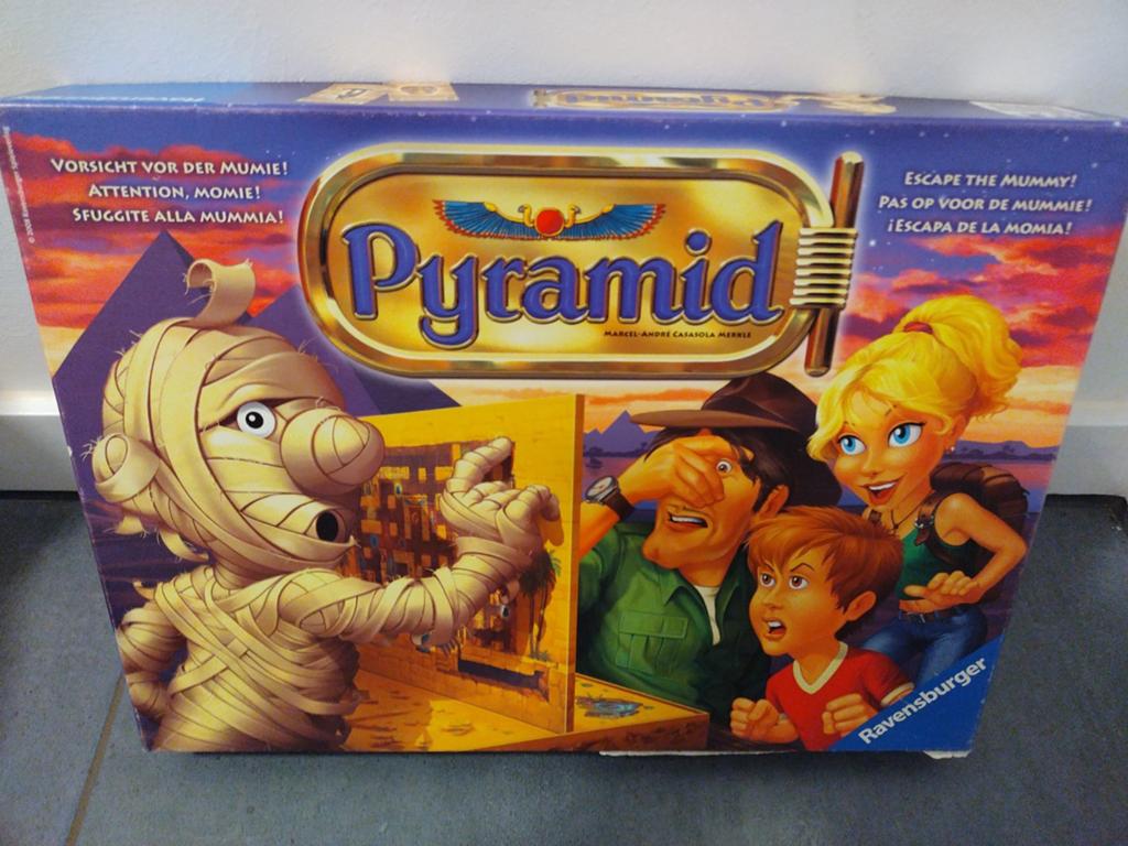 Gezelschapsspel Pyramide., Ophalen