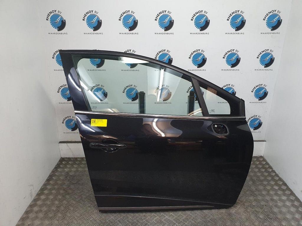 RENAULT CLIO MK4 K98 1.5 dCi Night&Day  PORTIER RV 2015, Ophalen of Verzenden, Gebruikt, Stiba lid