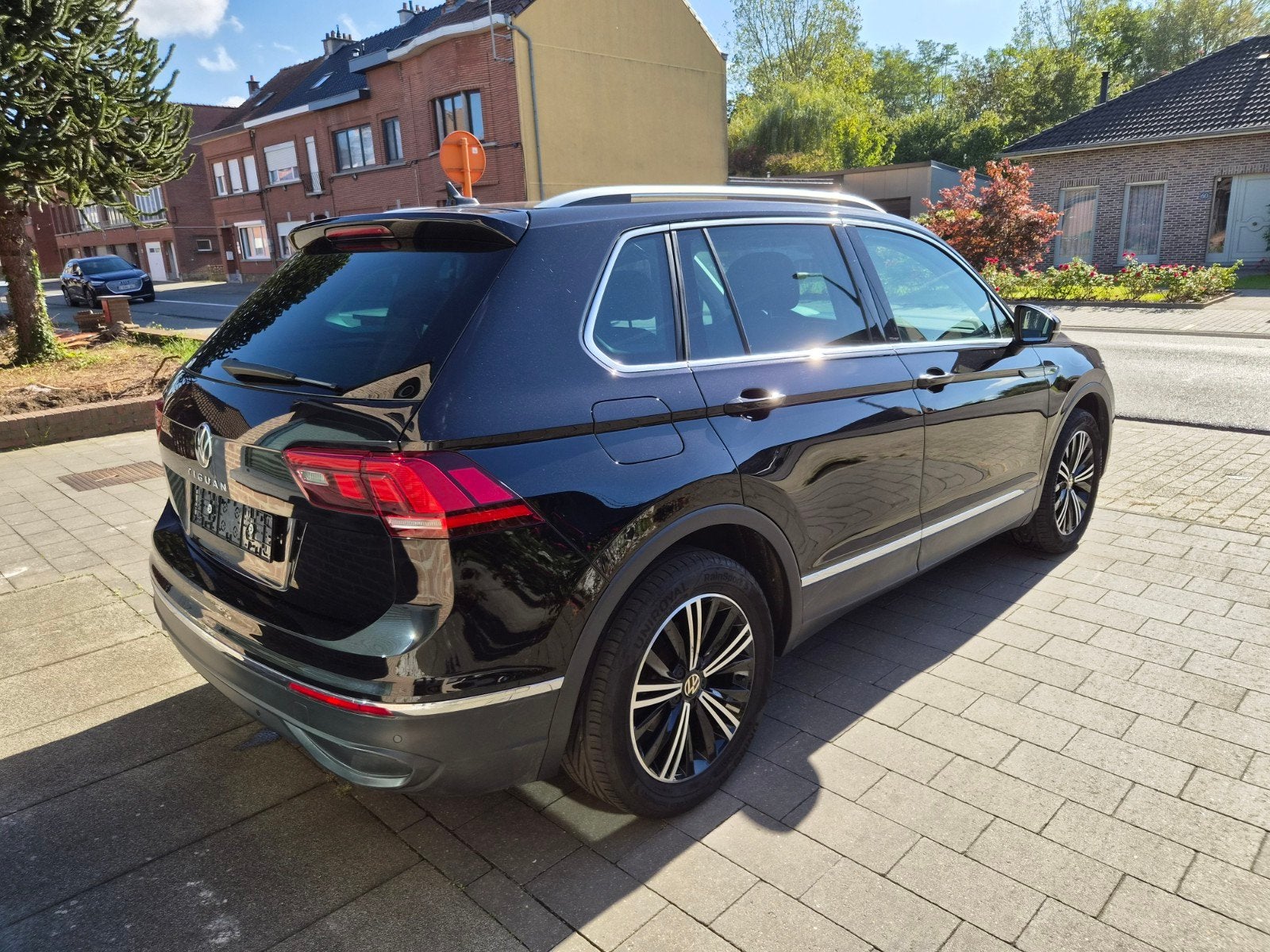 Volkswagen Tiguan 1.5 TSI Life / CARPLAY / CAMERA / NAVI /, Autos, Achat, Euro 6, Entreprise, 5 portes