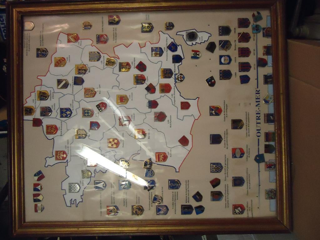 103 insignes gd, Ophalen of Verzenden, Rijkswacht, Embleem of Badge